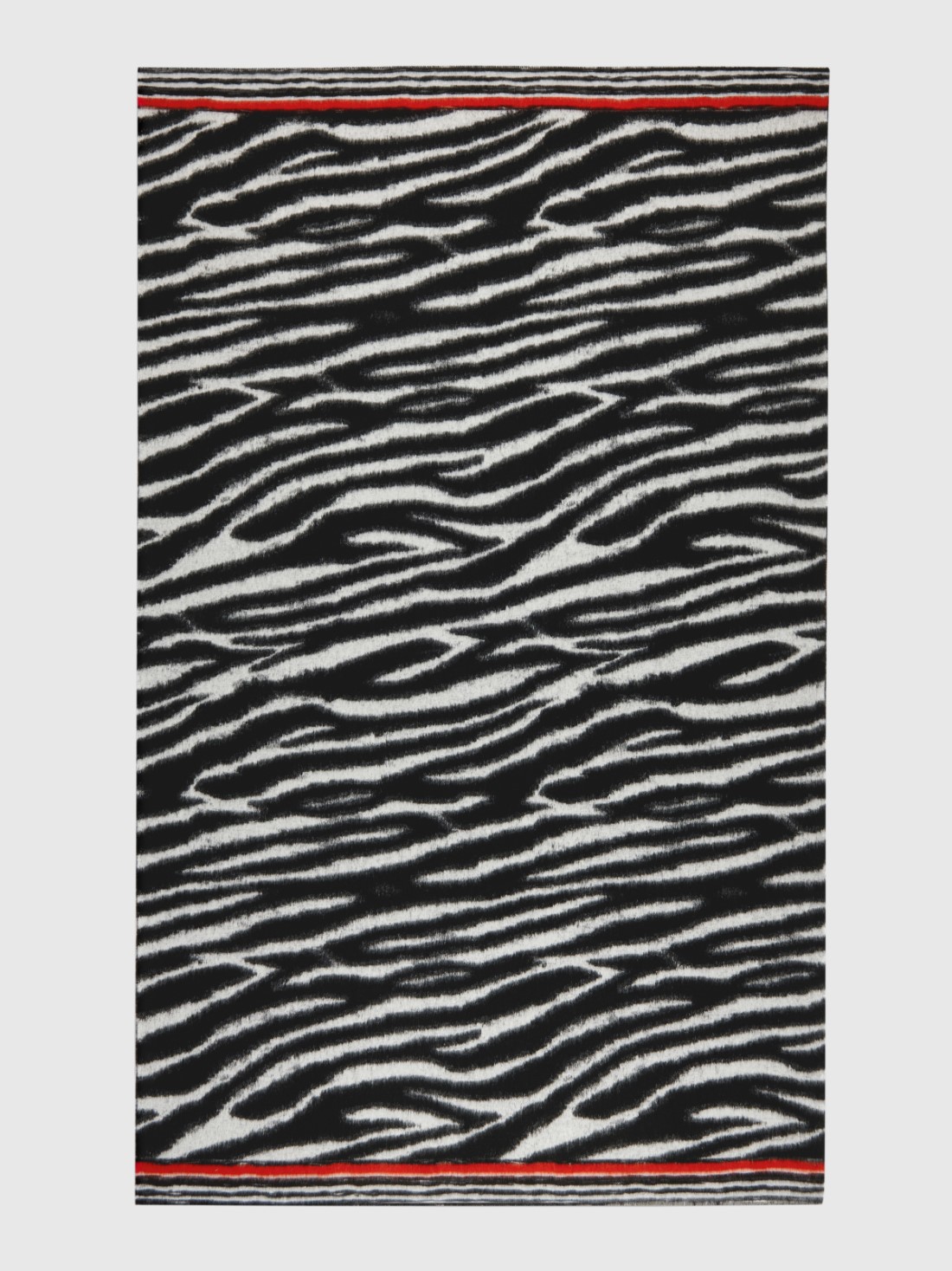 Cleopatra 130x190 cm plaid blanket in animalier wool (Black & White)