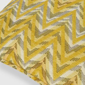 Bleatched 40x40 cm 3D effect chevron cushion (Yellow)