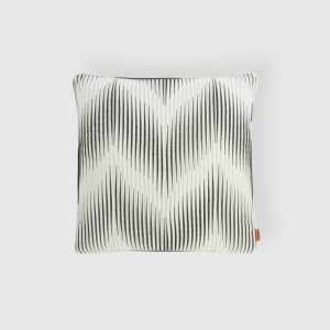 Ande 40x40 cm cushion with faded chevron (Black & White)