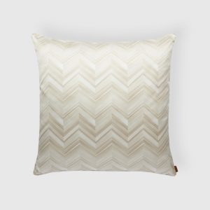 Layers 60x60 cm cotton sateen chevron cushion (White)