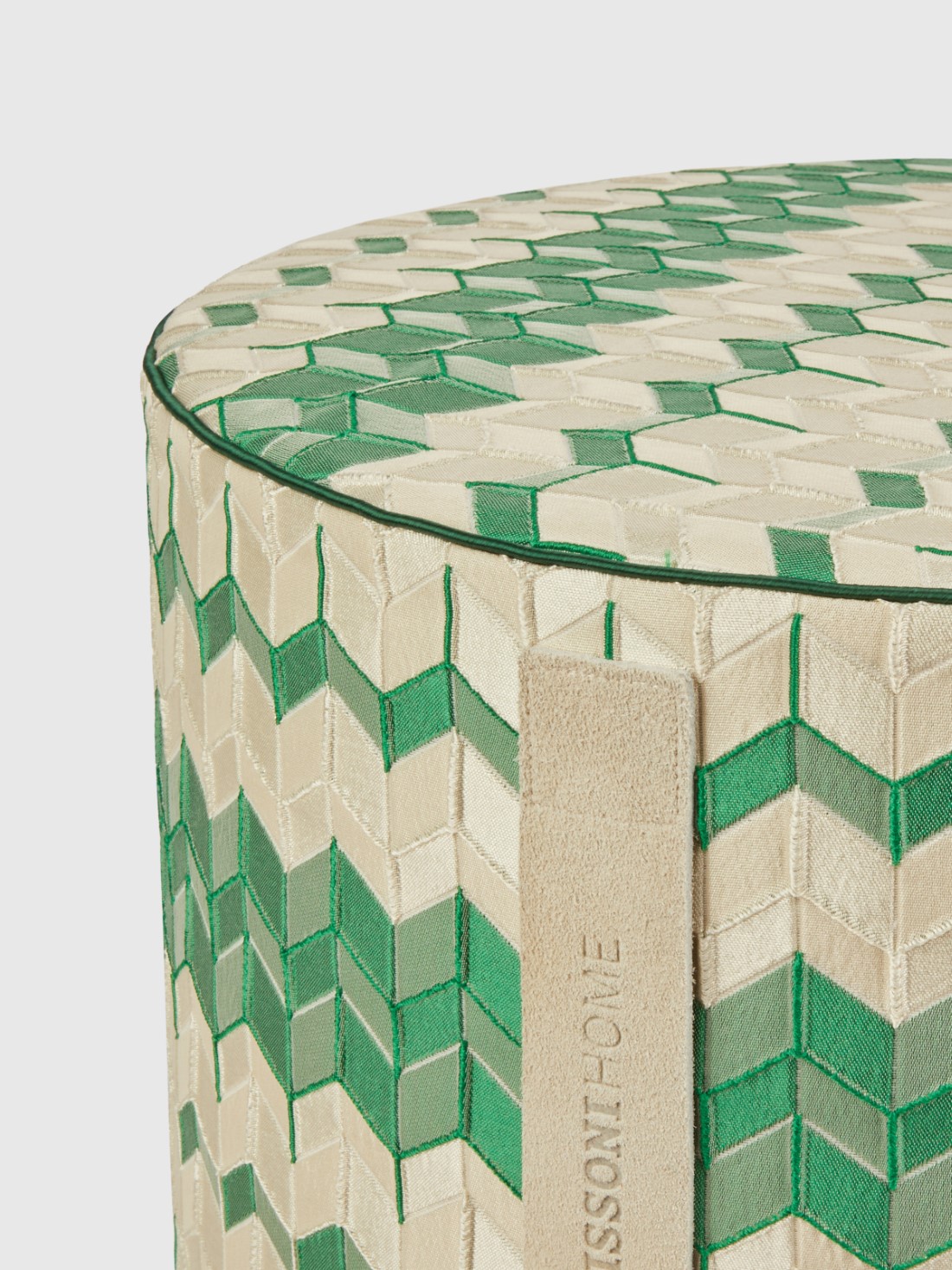 Tread 40x30 cm cylindrical pouffe with 3D effect chevron (Multicoloured)