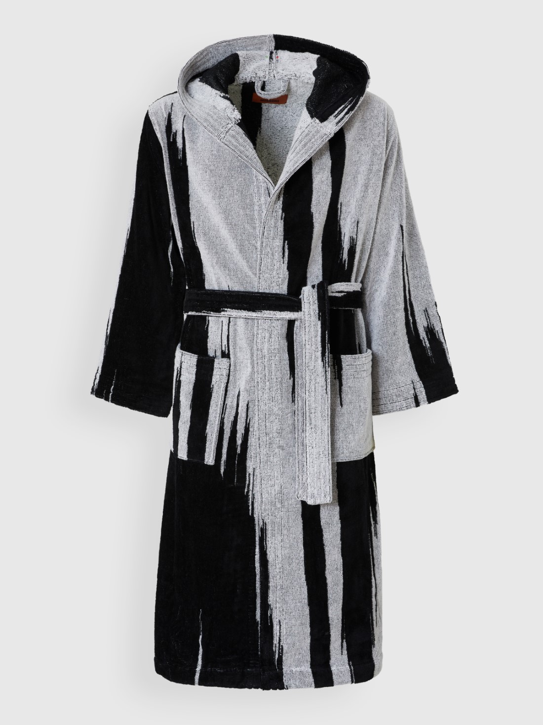 Skunk bathrobe in slub cotton terry (Black & White)