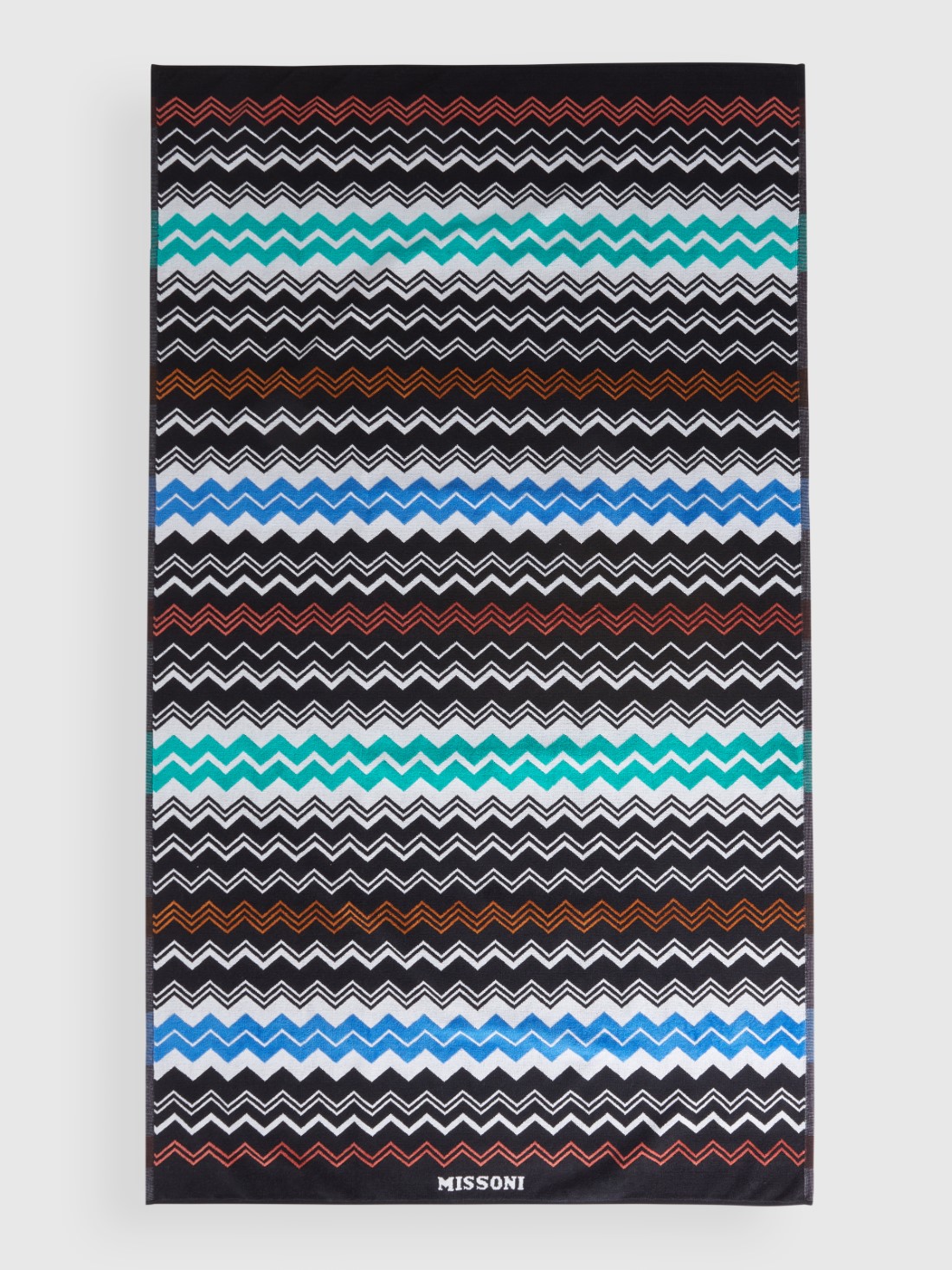 Neoclassic 180x100 cm beach towel in zigzag cotton terry (Black)