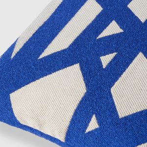 Bouclé Nastri outdoor cushion 50x50 cm (White & Blue)