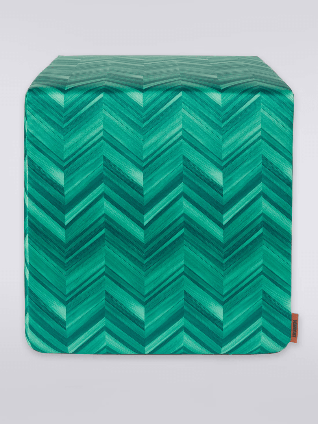 Layers 40x40x40 cm footstool cube in chevron cotton sateen (Multicoloured)